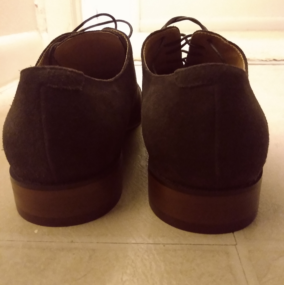 Shoes - Picture 6 of 7